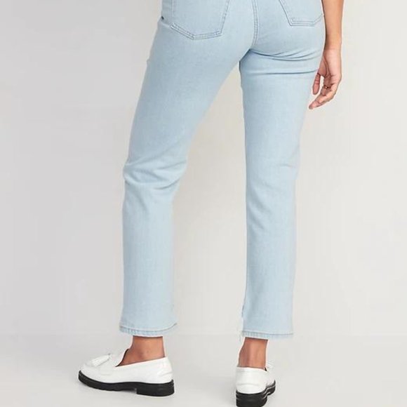 Old Navy Extra High-Waisted Button-Fly Sky-Hi Straight Cut-Off Jeans for Women - Picture 3 of 8